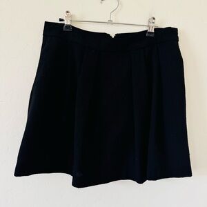 ZARA Pleated Black Skirt Size L